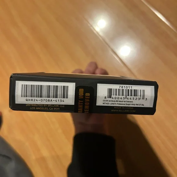 BELLAMI Professional 20” Infinity Weft - #60 Ash Blonde - Picture 4 of 4